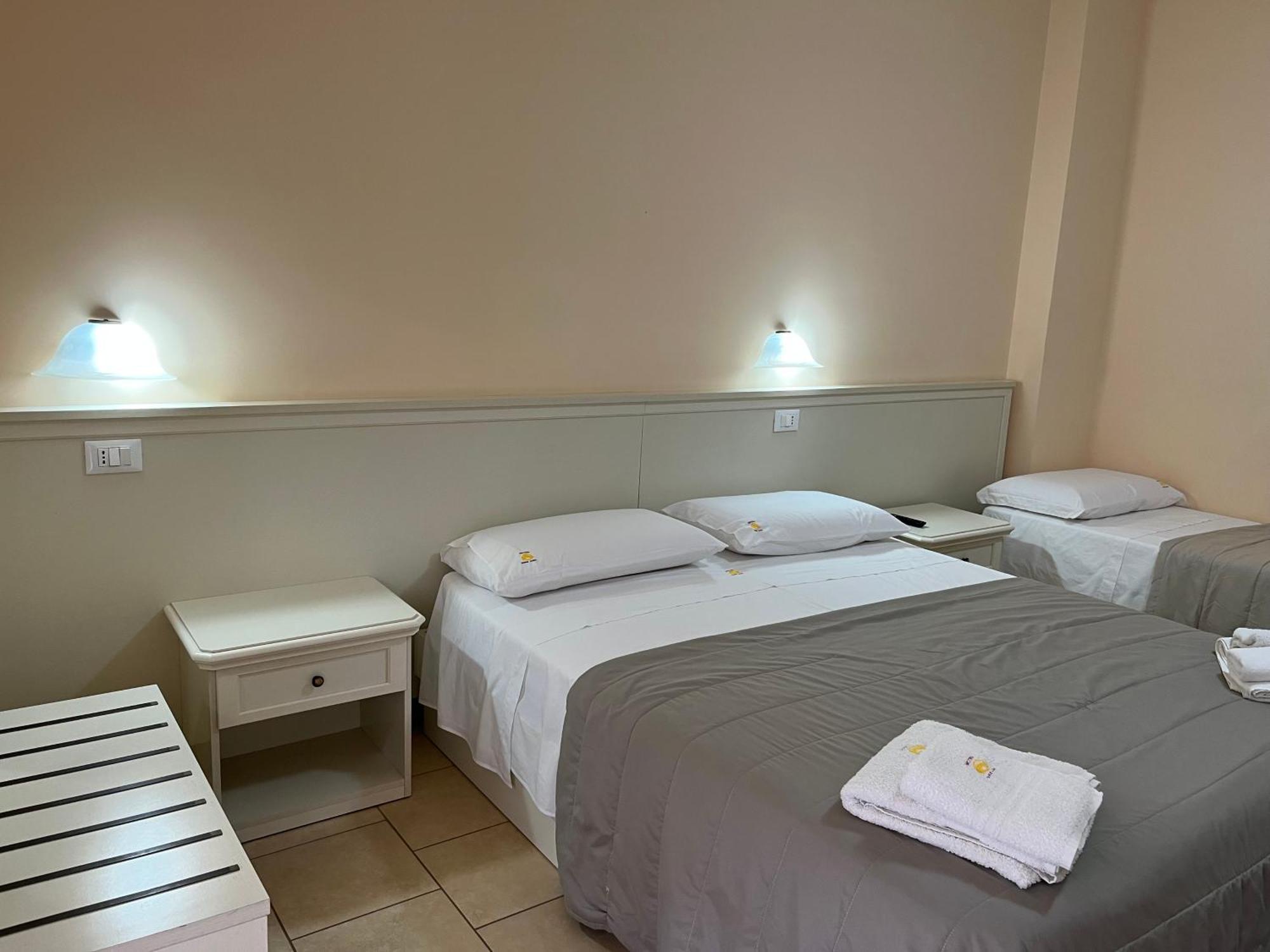 فندق Residenza Domus Aurea Tropea- Vista Mare سانتا دومينيكا المظهر الخارجي الصورة